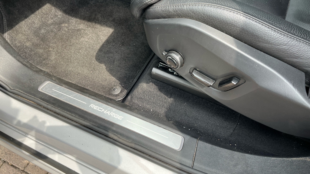 Volvo XC90 Ultimate B5 Awd 250 Hp 7 Seat Grey #42