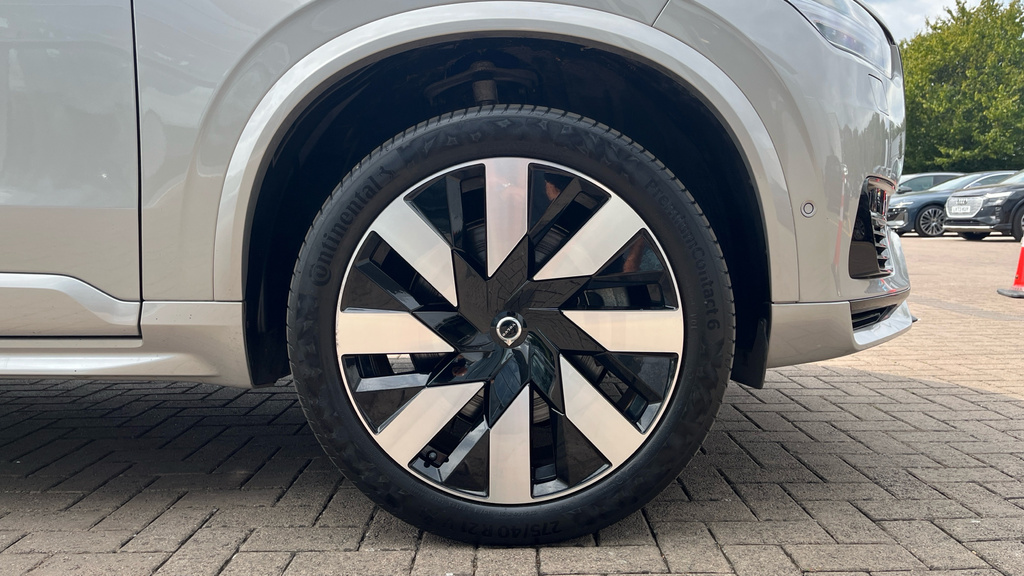 Volvo XC90 Ultimate B5 Awd 250 Hp 7 Seat Grey #17