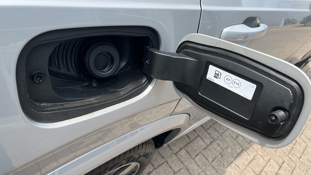 Volvo XC90 Ultimate B5 Awd 250 Hp 7 Seat Grey #68