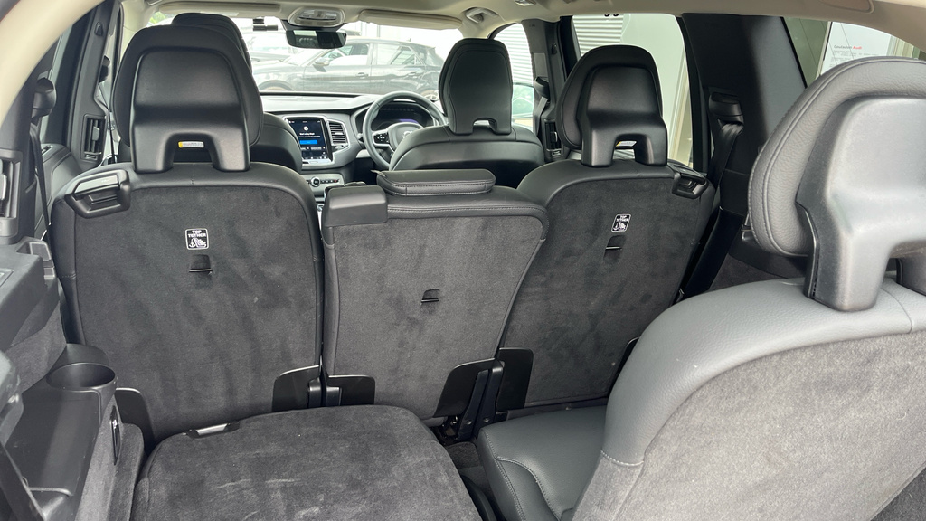 Volvo XC90 Ultimate B5 Awd 250 Hp 7 Seat Grey #47