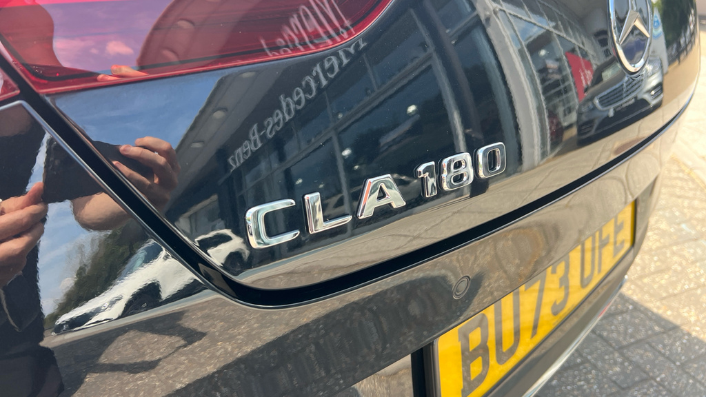 Mercedes-Benz CLA Class 180 Amg Line Premium Tip Black #31