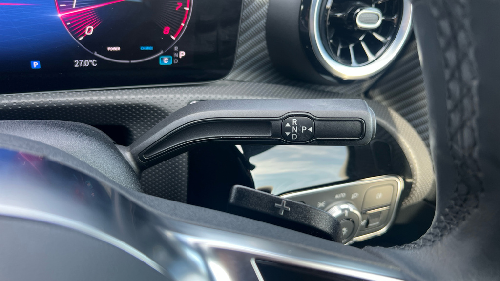 Mercedes-Benz CLA Class 180 Amg Line Premium Tip Black #53