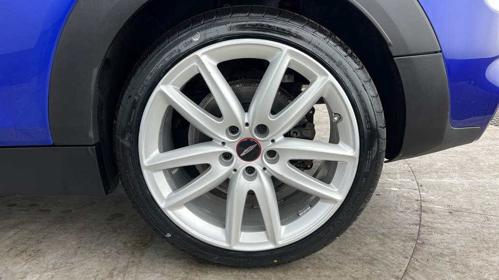 Mini Clubman Cooper Exclusive Black #24