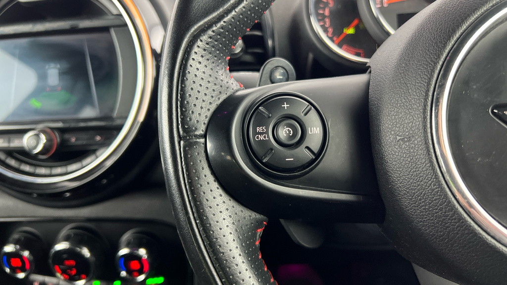 Mini Clubman Cooper Exclusive Black #13