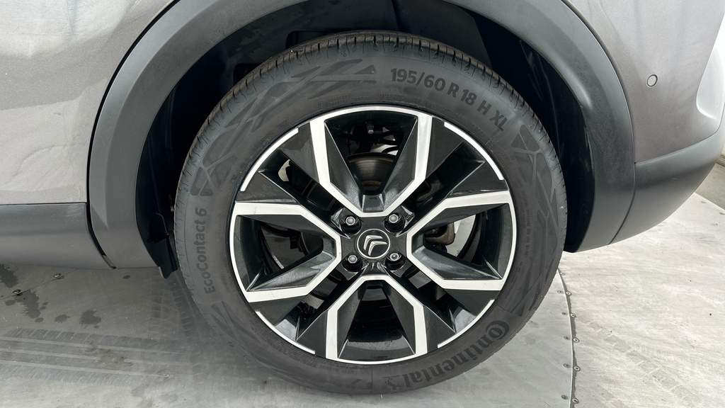 Citroen e-C4 50Kwh Shine Plus 7.4Kw Charger #24
