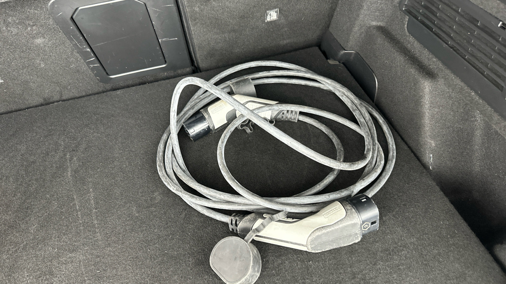 Citroen e-C4 50Kwh Shine Plus 7.4Kw Charger #29
