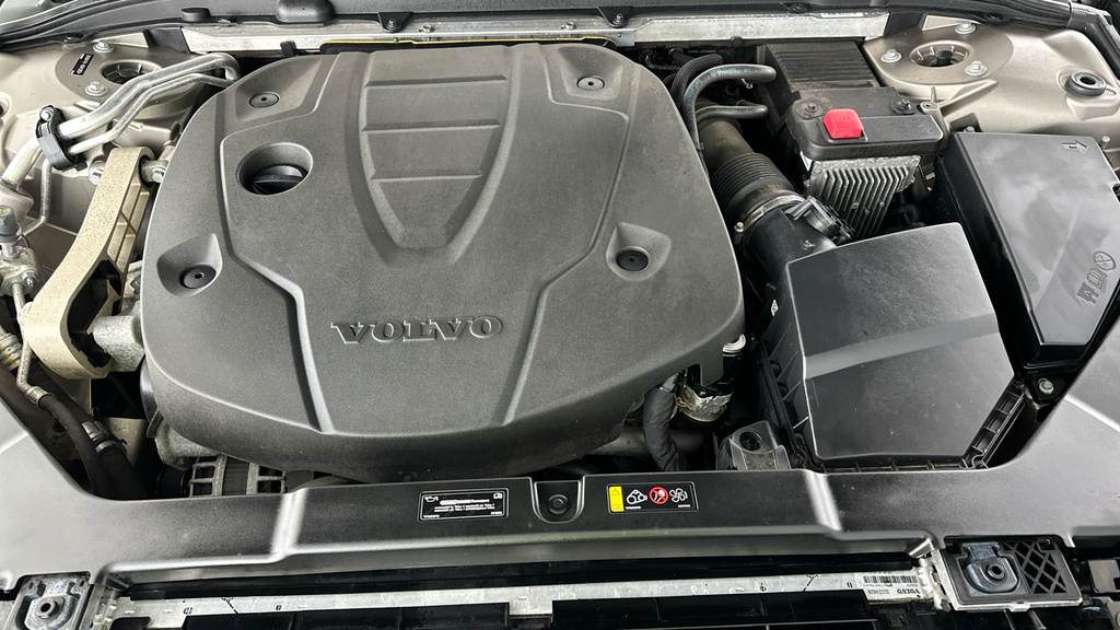 Volvo V60 D4 Inscription Black #23