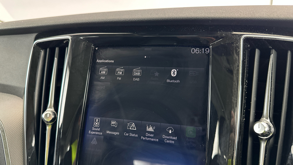 Volvo V60 D4 Inscription Black #16