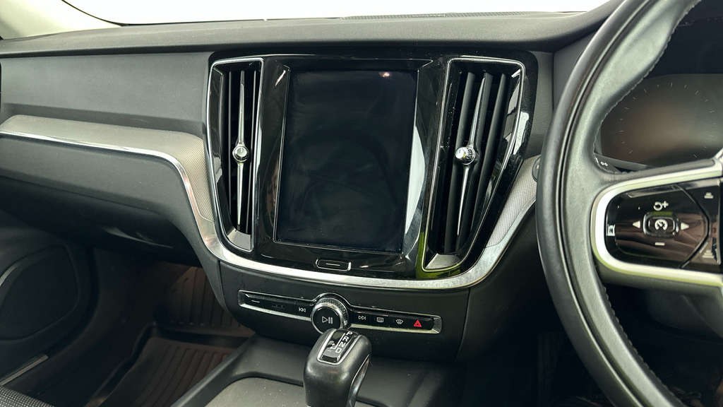 Volvo V60 D4 Inscription Black #19