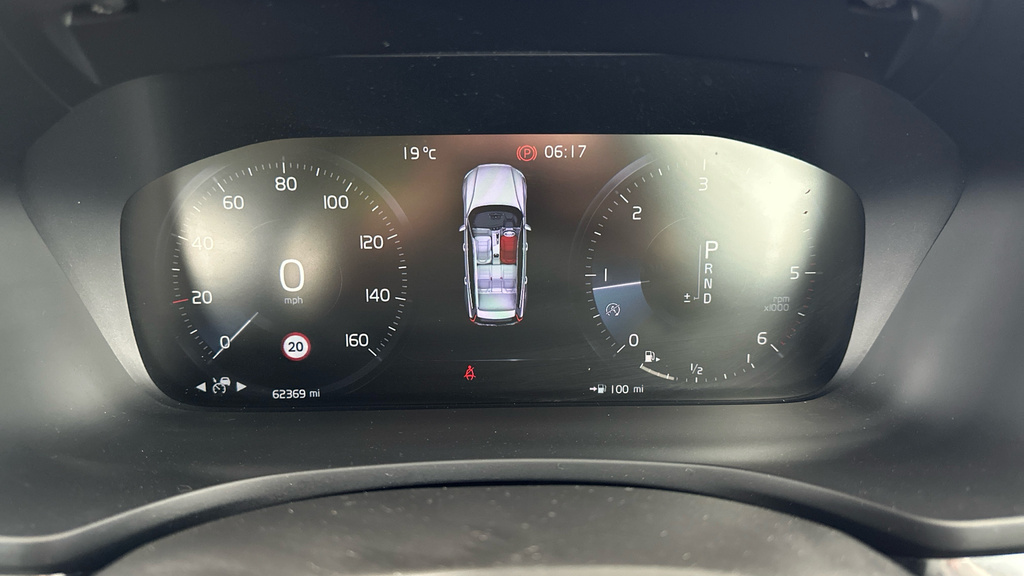 Volvo V60 D4 Inscription Black #20
