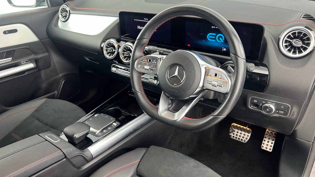 Mercedes-Benz EQA Eqa 250 140Kw Amg Line Executive 70.5Kwh White #9