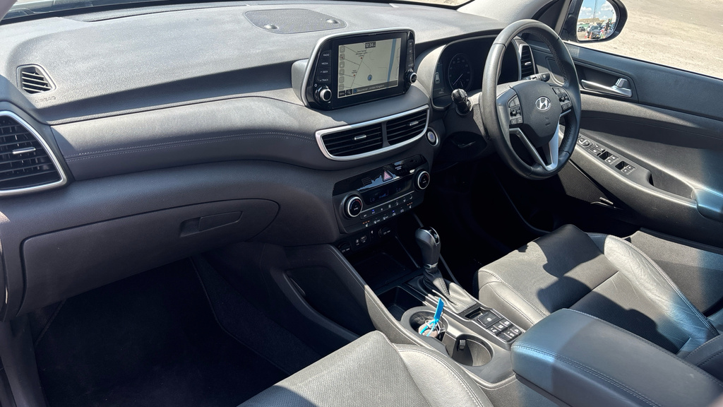 Hyundai Tucson 2.0 Crdi Premium Se White #17