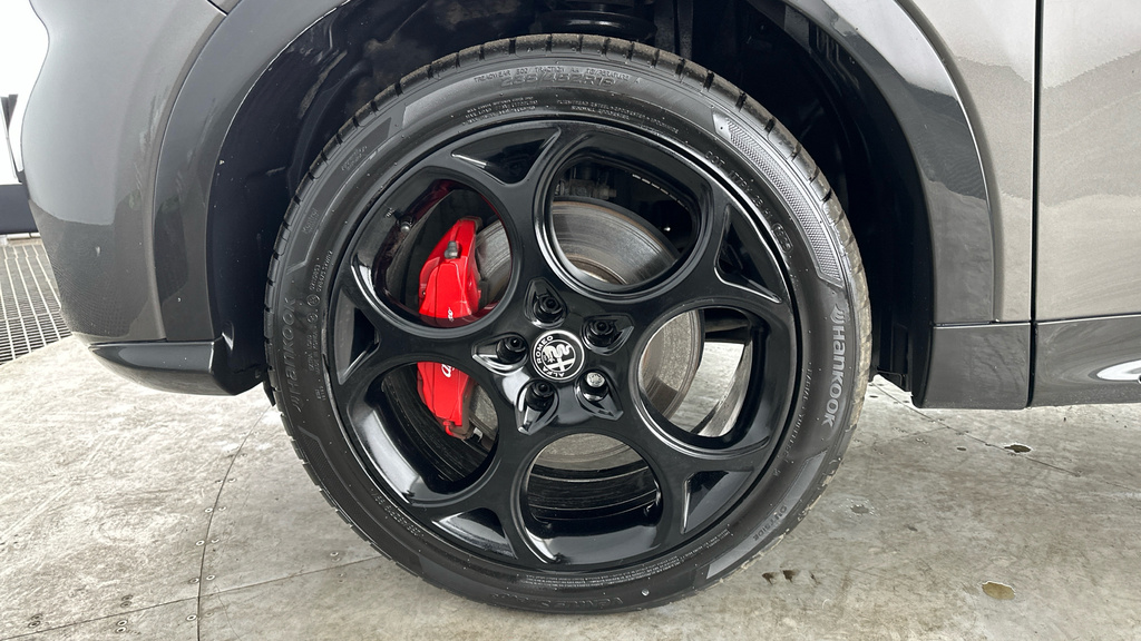 Alfa Romeo Tonale 1.5 Mhev Veloce Red #29