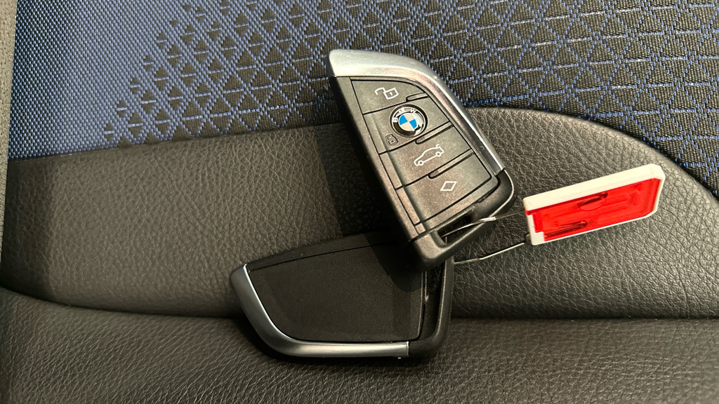 BMW 1 Series 128Ti Step Live Cockpit Professional Blue #28