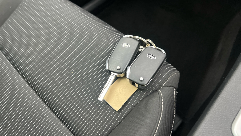 Kia Sportage 1.6L 2 Grey #29