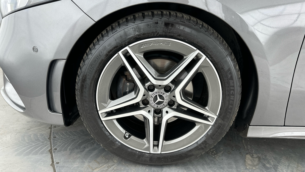 Mercedes-Benz A Class 2.0 A 200 D Amg Line 148 Bhp Black #24