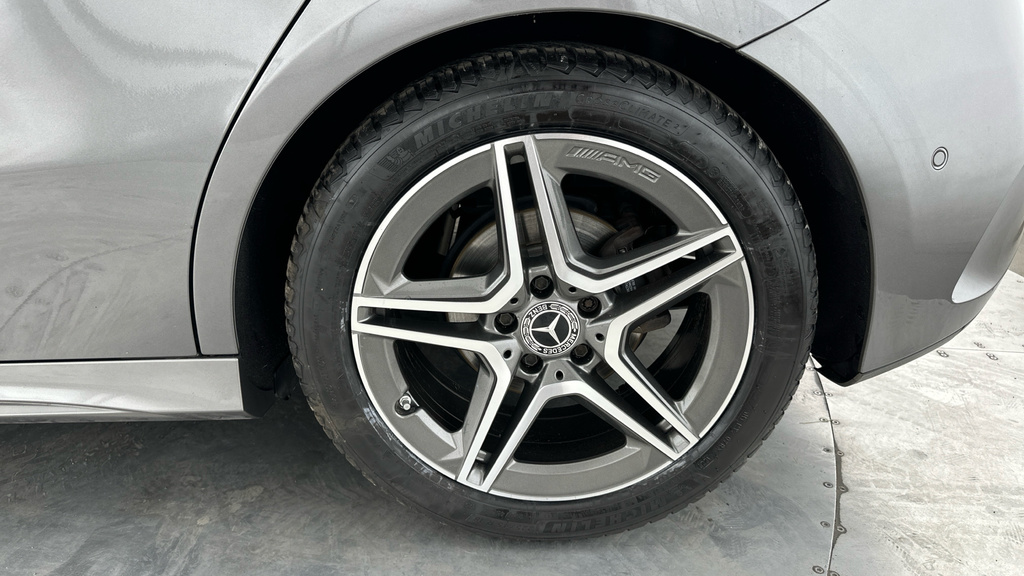 Mercedes-Benz A Class 2.0 A 200 D Amg Line 148 Bhp Black #25