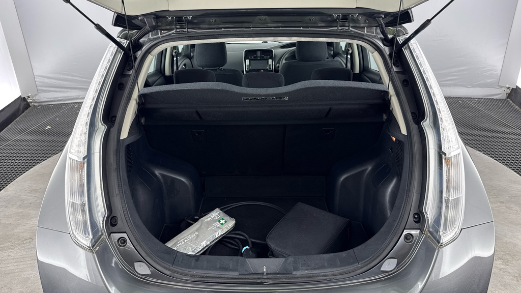 Nissan Leaf 80Kw Acenta 30Kwh White #15