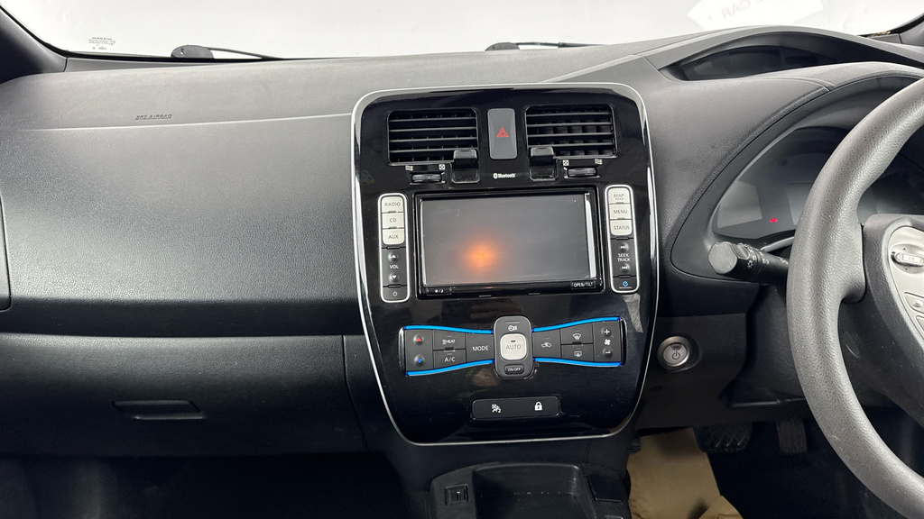 Nissan Leaf 80Kw Acenta 30Kwh White #12