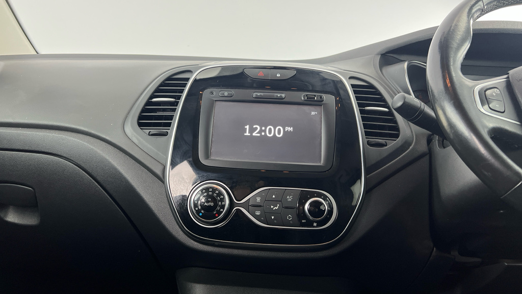 Renault Captur 1.5 Dci 110 Signature X Nav Red #13