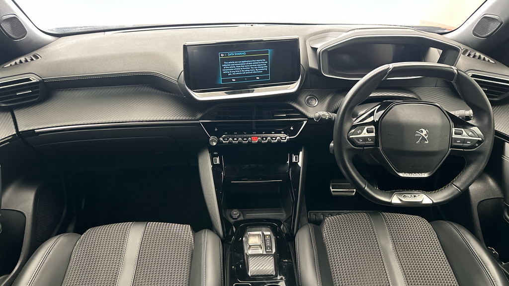 Peugeot e-2008 100Kw Gt 50Kwh Grey #16