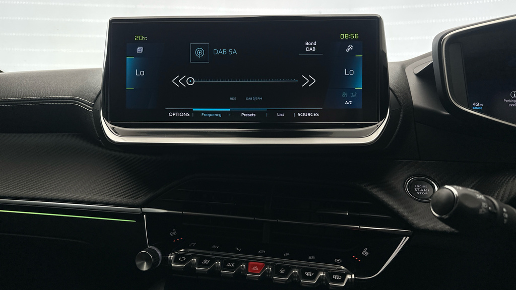 Peugeot e-2008 100Kw Gt 50Kwh Grey #20