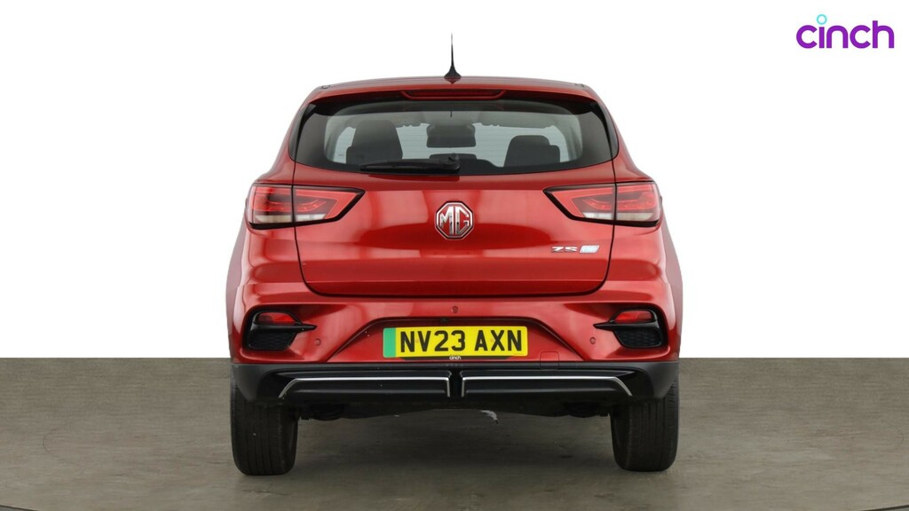 MG ZS 72.6Kwh Se Suv 156 Ps Black #4