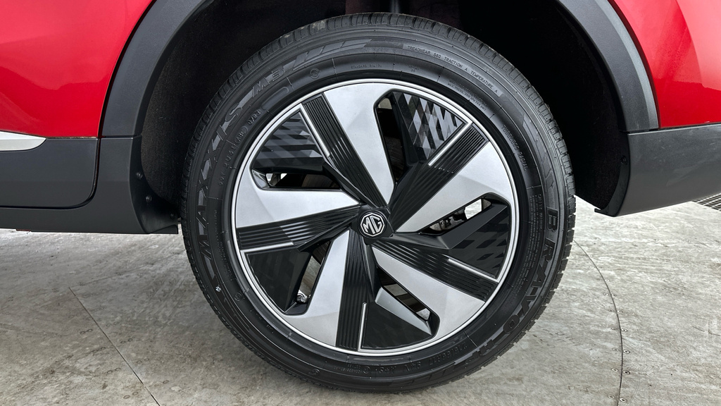 MG ZS 72.6Kwh Se Suv 156 Ps Black #24