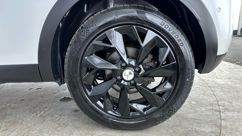 DS DS 3 Crossback Ds Ds 3 Crossback E-tense 50Kwh Ultra White #25