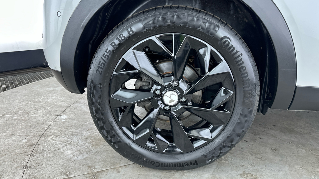 DS DS 3 Crossback Ds Ds 3 Crossback E-tense 50Kwh Ultra White #26