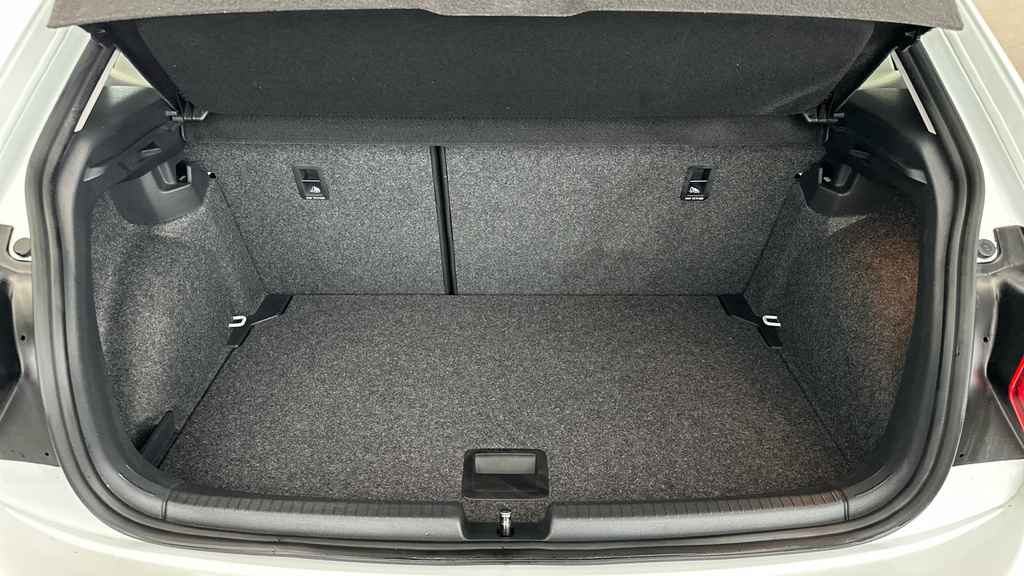 Volkswagen Polo  Black #18