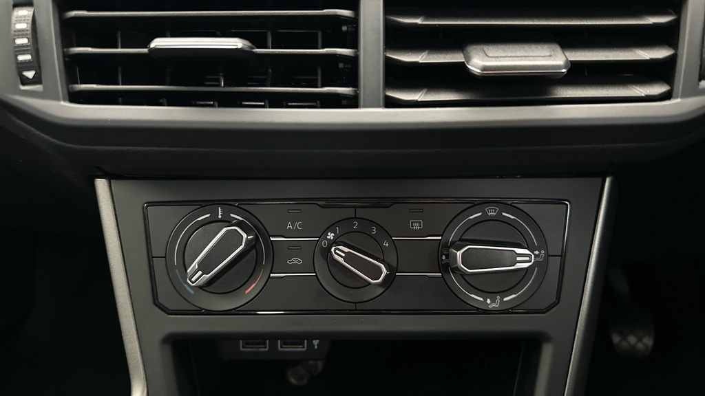Volkswagen Polo  Black #13