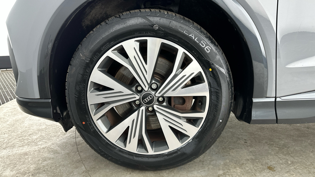Audi Q4 E Tron 150Kw 40 82Kwh Sport Black #27