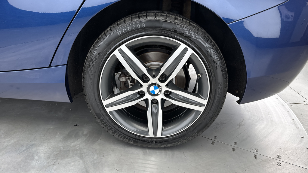 BMW 1 Series 118D M Sport Blue #25