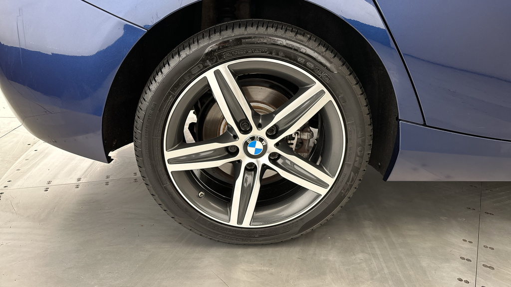 BMW 1 Series 118D M Sport Blue #26