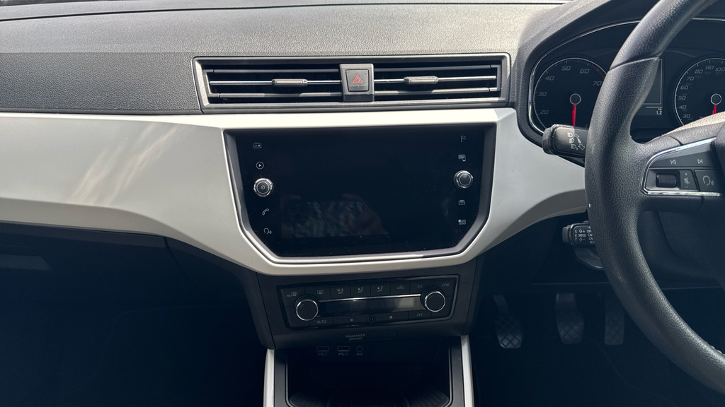 Seat Arona 1.0 Tsi 115Ps Se Technology Dsg Suv Red #12