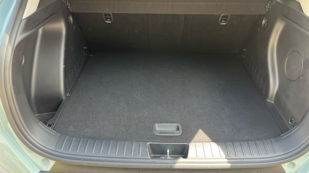 Hyundai Kona Ultimate Black #15