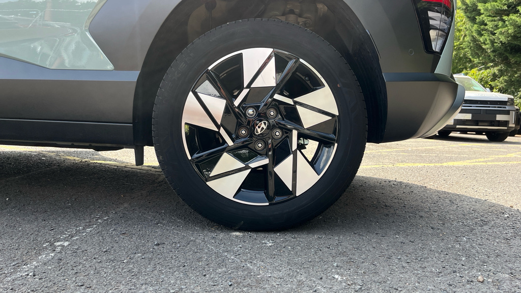 Hyundai Kona Ultimate Black #18