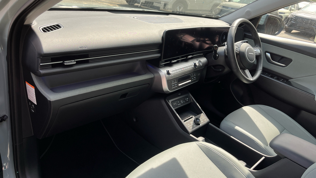 Hyundai Kona Ultimate Black #10