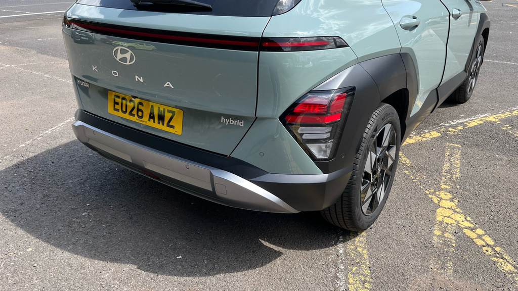 Hyundai Kona Ultimate Black #36