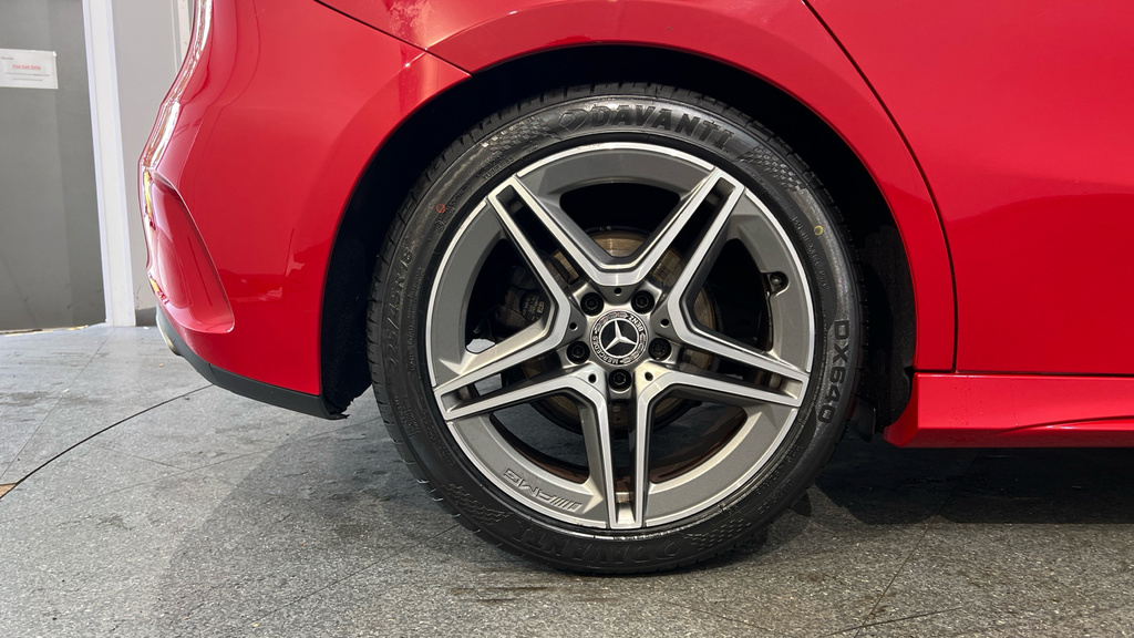 Mercedes-Benz A Class A 200 Amg Line Premium Silver #20