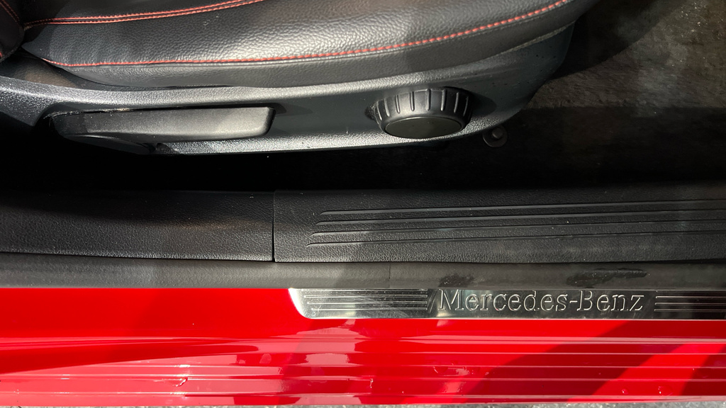 Mercedes-Benz A Class A 200 Amg Line Premium Silver #37