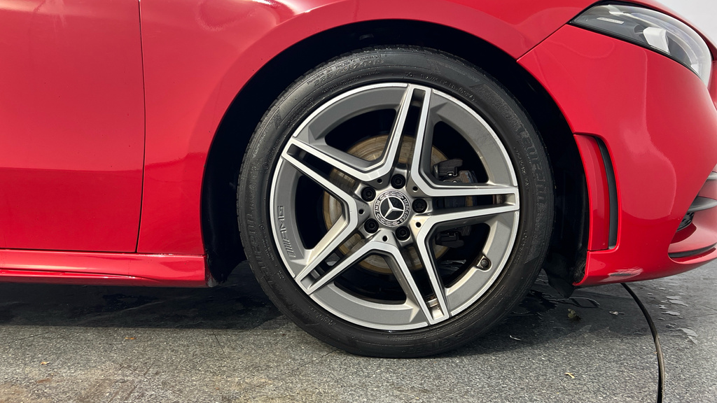 Mercedes-Benz A Class A 200 Amg Line Premium Silver #17