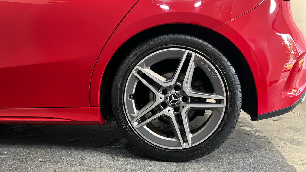 Mercedes-Benz A Class A 200 Amg Line Premium Silver #19