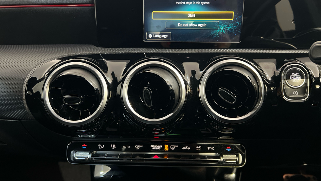 Mercedes-Benz A Class A 200 Amg Line Premium Silver #33