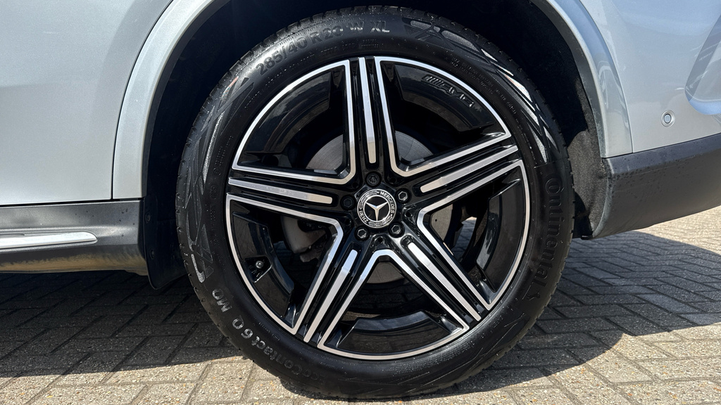 Mercedes-Benz GLC Class Glc 300 D 4Matic Rhd Grey #35