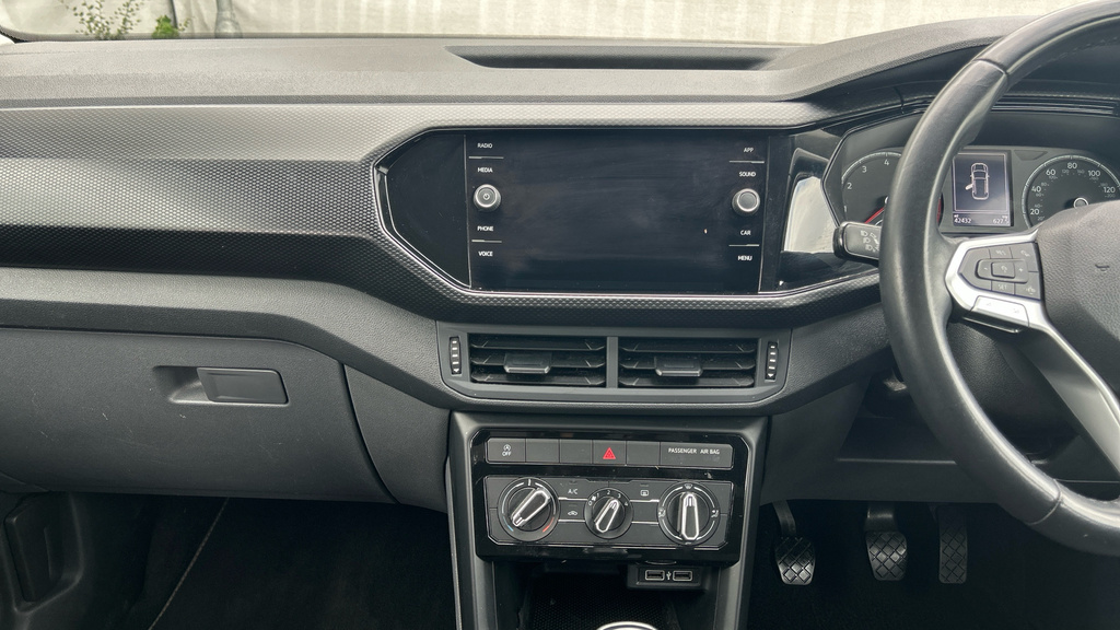 Volkswagen T-Cross Hatchback White #12