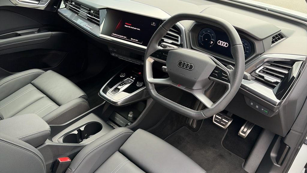 Audi Q4 E Tron 210Kw 45 82Kwh Sport Leather 2025 Blue #9