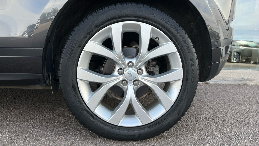 Land Rover Range Rover Evoque 1.5L Autobiography 5dr Silver #17