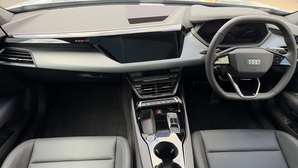 Audi E Tron GT 105Kwh Saloon Quattro 592 Ps Silver #11